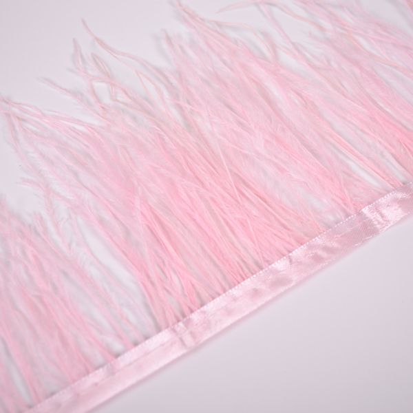 Nastro decorativo - piume di struzzo 10-15cm rosa chiaro